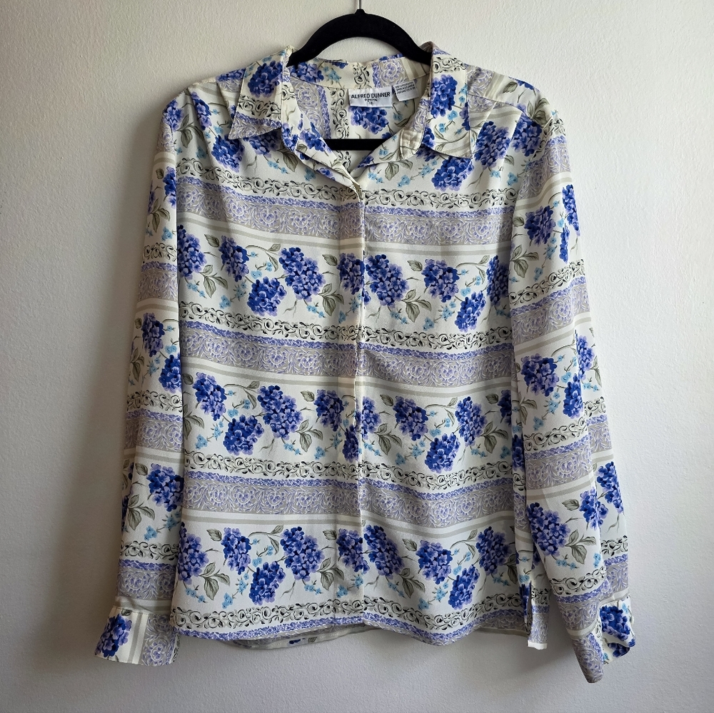Vintage Alfred Dunner Hydrangea Button-up
